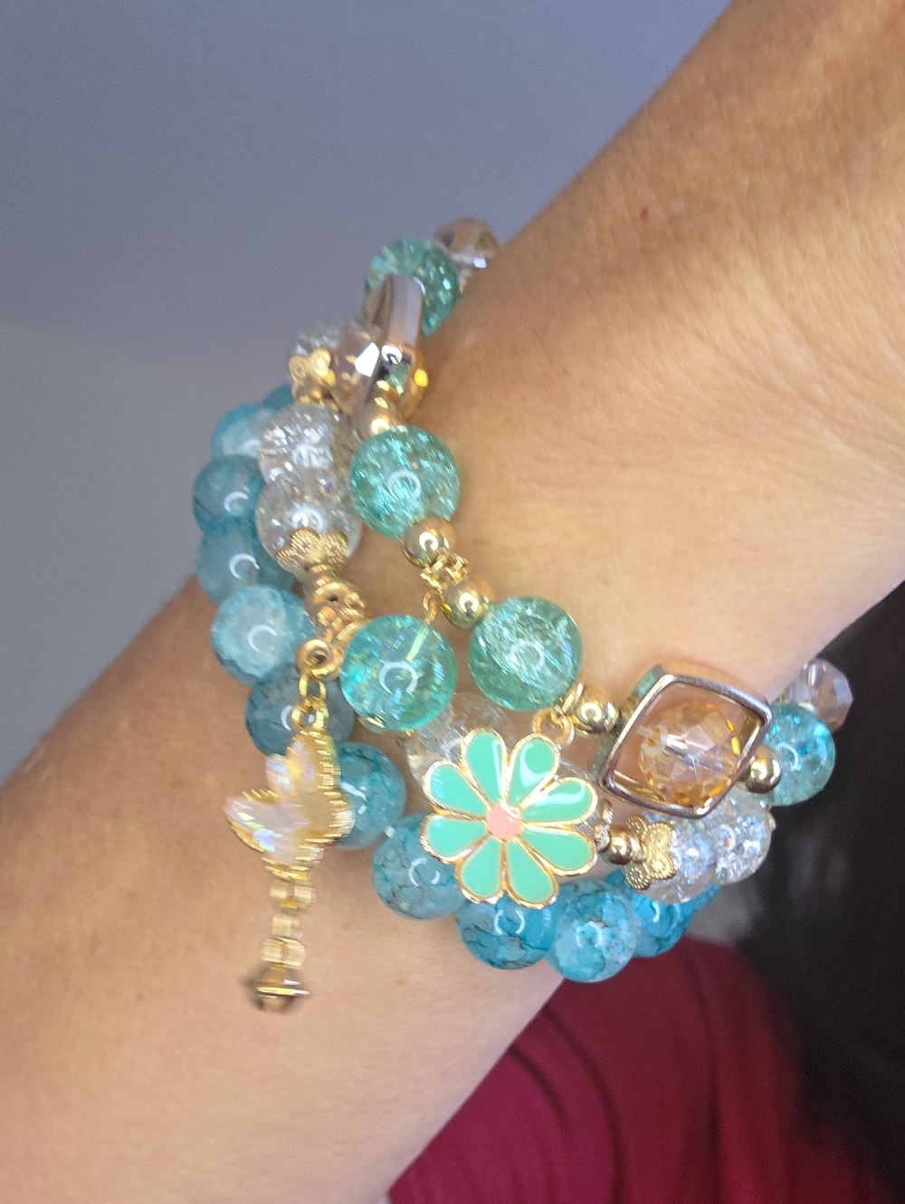 Gold-Accented Aqua Bead Flower Charm Bracelet